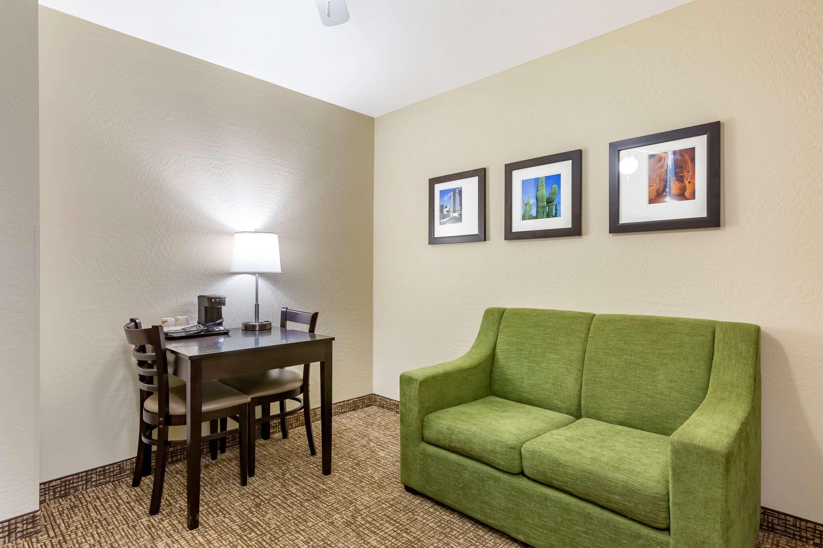 Comfort Inn & Suites Surprise Near Sun City West Bagian luar foto