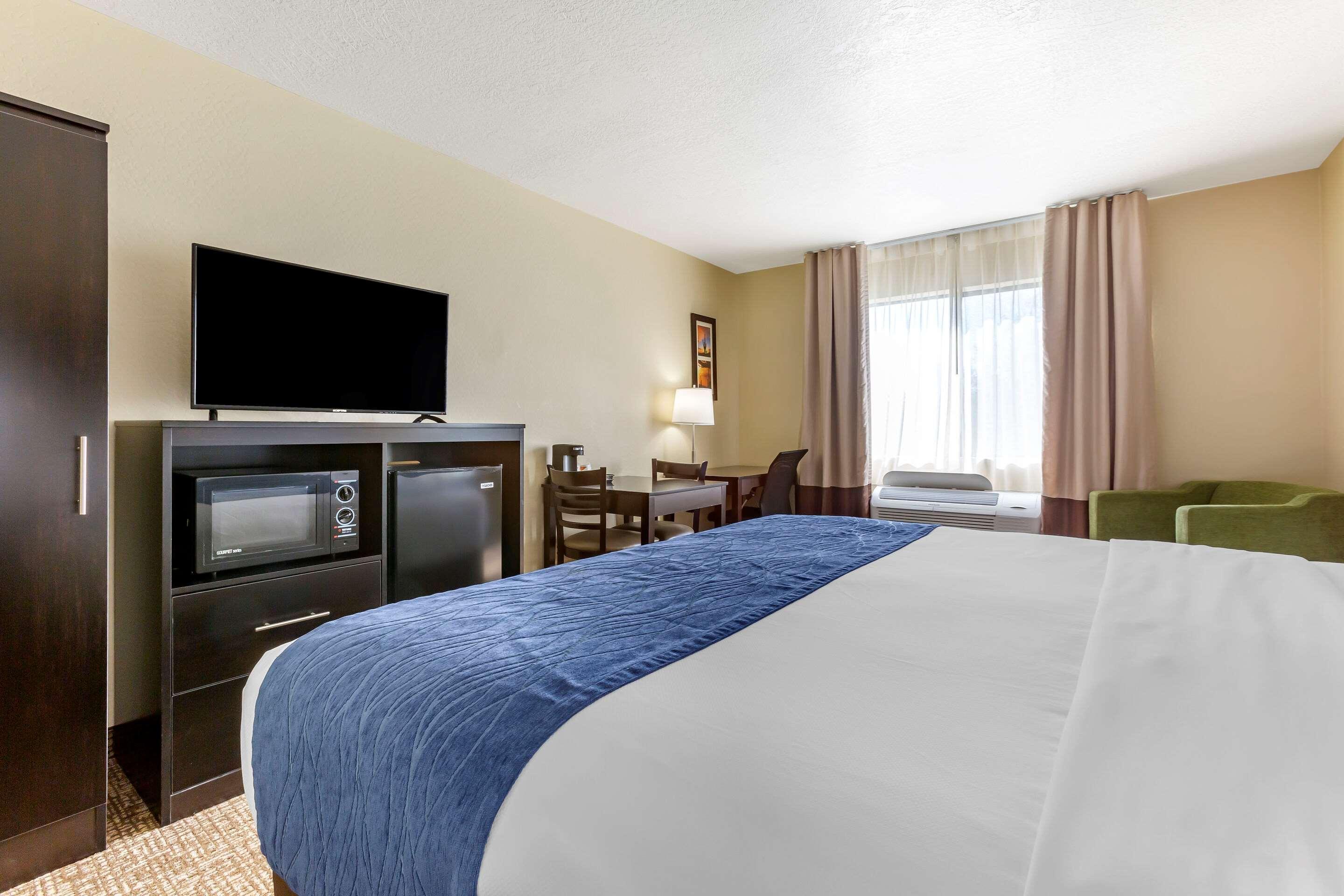 Comfort Inn & Suites Surprise Near Sun City West Bagian luar foto