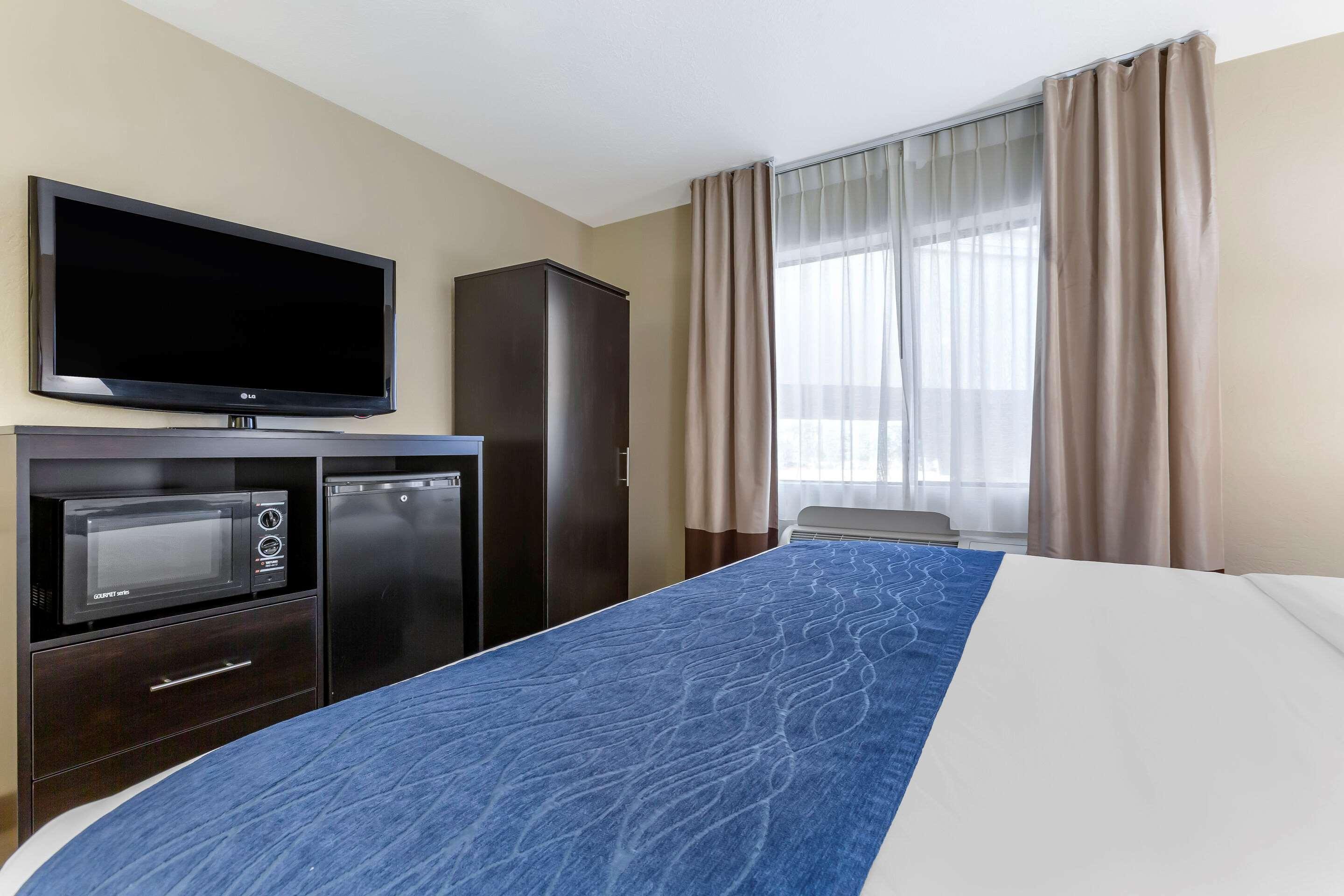 Comfort Inn & Suites Surprise Near Sun City West Bagian luar foto